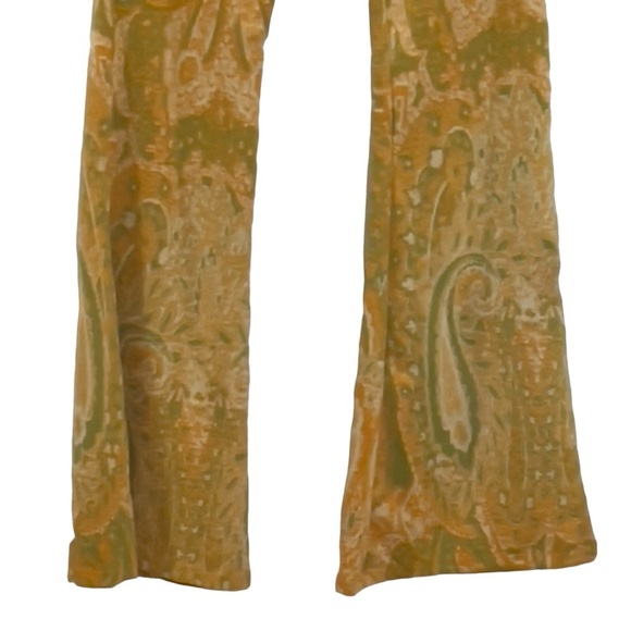 ZARA Gorgeous Firfirli Jakarli Flare
Stretchy Yellow Green - Picture 4 of 8